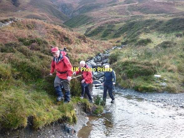 Photo 6"x4" Walking to Loch Earn via Glen Ample Ardchullarie More c2011 P2