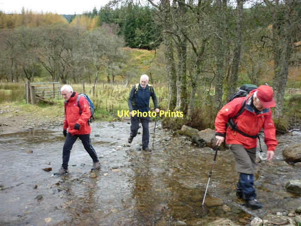 Photo 6"x4" Walking to Loch Earn via Glen Ample Edinample c2011