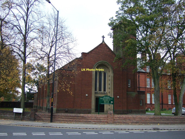 Photo 6"x4" The Holy Name of Mary Church Middlesbrough c2011