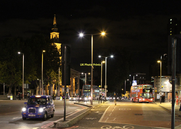 Photo 6"x4" Waterloo Bus Station London c2011