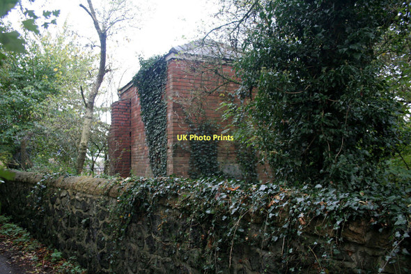 Photo 6"x4" Pump house in Carr Wood Ripley\/SK4050 c2011