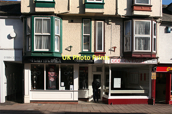 Photo 6"x4" Cullompton: Hair Mania and Golden Eagle Cullompton c2011