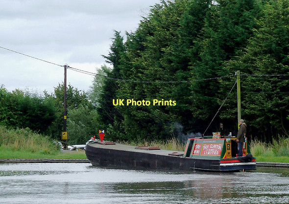 Photo 6"x4" Working narrowboat near Barnton, Cheshire Northwich c2011