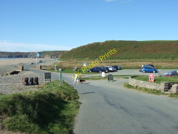 Photo 6"x4" Car park and road along Newgale beach Wood\/SM8521 c2009