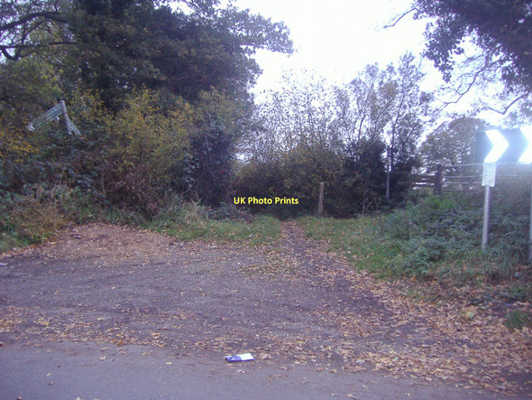 Photo 6"x4" Public footpath off Shire Lane, Horn Hill Chalfont Common c2011