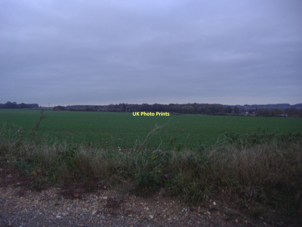 Photo 6"x4" Fields by Chalfont Lane, West Hyde West Hyde\/TQ0391 c2011 P1