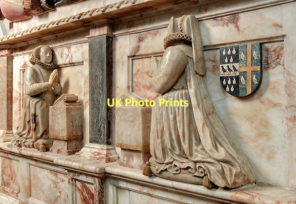 Photo 6"x4" Wriothesley monument - St Peter's church, Titchfield (detail - 2) Fareham c2011