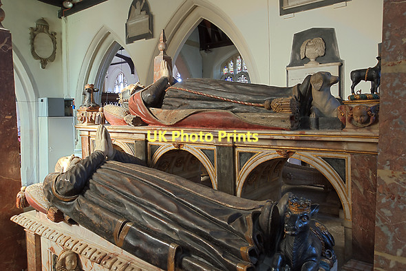 Photo 6"x4" Wriothesley monument - St Peter's church, Titchfield (detail - 8) Fareham c2011