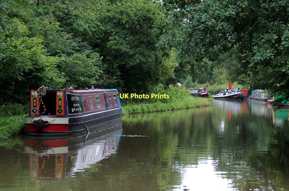 Photo 6"x4" Narrowboats near Preston Brook Tunnel, Cheshire Dutton c2011