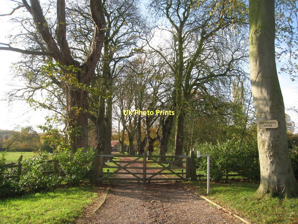 Photo 6"x4" The entrance to Northlands House Glentworth c2011