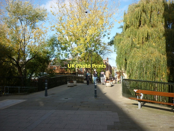 Photo 6"x4" The St Georges Street bridge over the River Wensum Norwich c2011