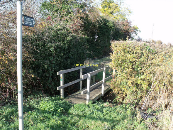 Photo 6"x4" Footpath to Court Leys from Stubton road Brandon\/SK9048 c2011