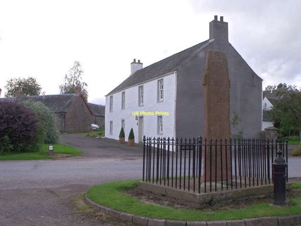 Photo 6"x4" Ancient cross (replica), Fowlis Wester, Perthshire Fowlis Wester c2011