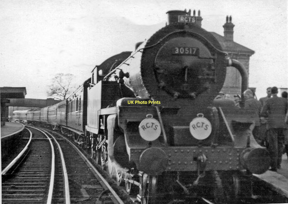 Photo 6"x4" RCTS Victoria - Swindon and return Rail Tour at Chertsey Chertsey c1954