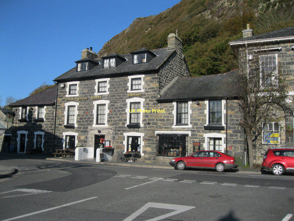 Photo 6"x4" Royal Madoc Hotel Porthmadog c2011