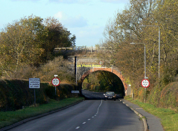 Photo 6"x4" Arch bridge at Plumtree Station Plumtree c2011