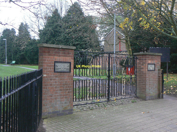 Photo 6"x4" Memorial gates, Keyworth Recreation Ground Keyworth c2011