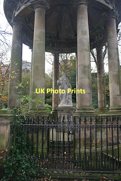 Photo 6"x4" St Bernard's Well Dean\/NT2474 c2011