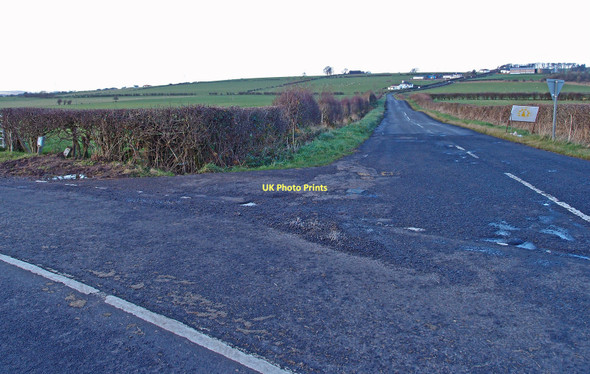 Photo 6"x4" Minor Road Junction near  Plewlands Farm Craigie\/NS4232 c2011