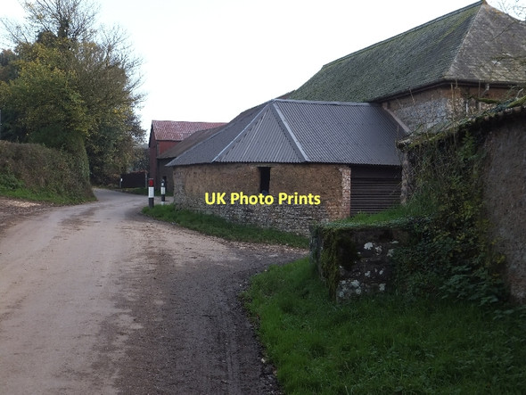 Photo 6"x4" Minor road passing Rudge Farm Middlecott\/SS7507 c2011