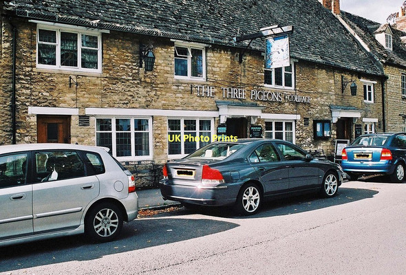 Photo 6"x4" The Three Pigeons (1), 31-33 Woodgreen, Witney Witney c2011