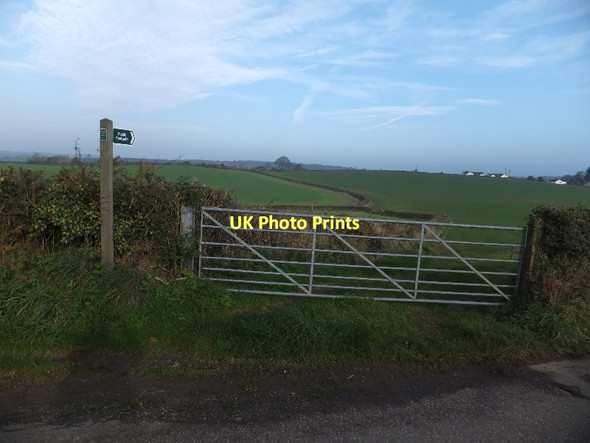 Photo 6"x4" Public footpath sign for path between two minor roads west of Morchard Bishop Middlecott\/SS7507 c2011