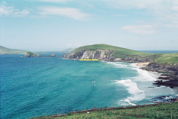 Photo 6"x4" Coumeenoole Bay (Traigh an Choma) Dunquin c1998