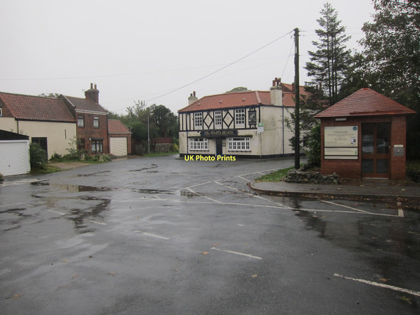Photo 6"x4" White Horse former pub, Easington Easington\/TA3919 c2011