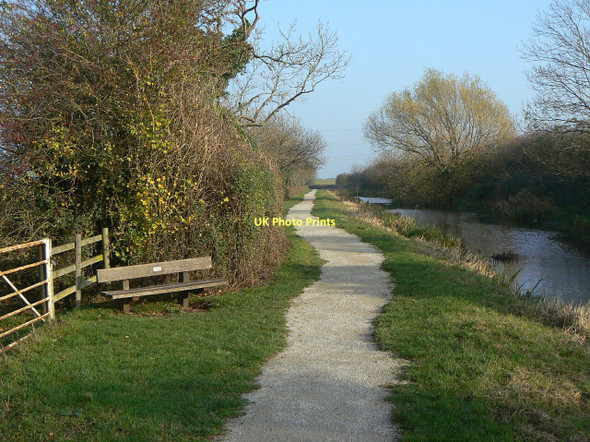 Photo 6"x4" Memorial seat on the towpath Hickling\/SK6929 c2011
