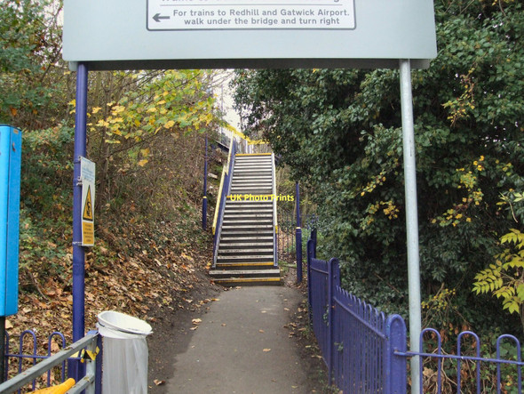 Photo 6"x4" Steps to Dorking Deepdene Station Dorking c2011