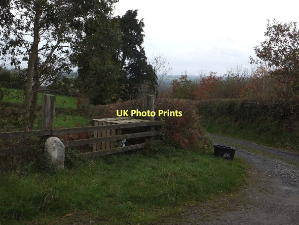 Photo 6"x4" Milestone and track to Great Hole Farm Eastington\/SS7409 c2011