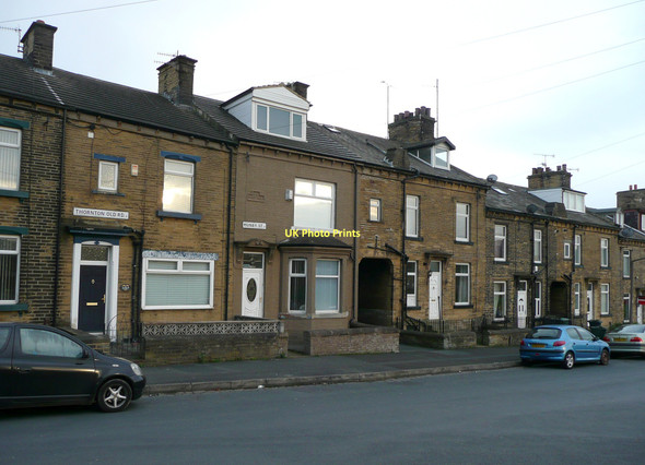 Photo 6"x4" Houses at junction of Thornton Old Road and Mumby Street, Bradford Crossley Hall c2011