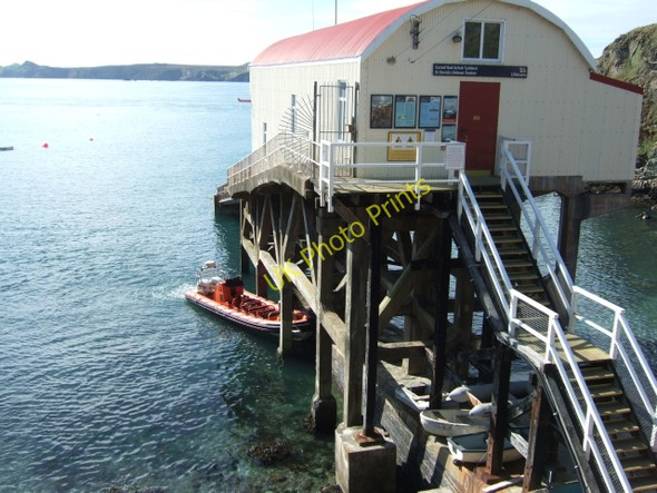 Photo 6"x4" Lifeboat station Rhosson c2009