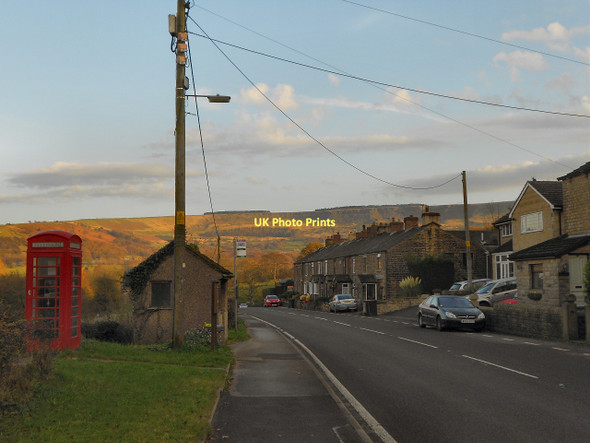 Photo 6"x4" Chisworth; Marple Road Chisworth c2011