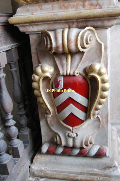 Photo 6"x4" Fettiplace Crest, memorial, Swinbrook church Burford\/SP2512 c2011
