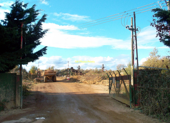 Photo 6"x4" Entrance to Gravel Works Culham c2011