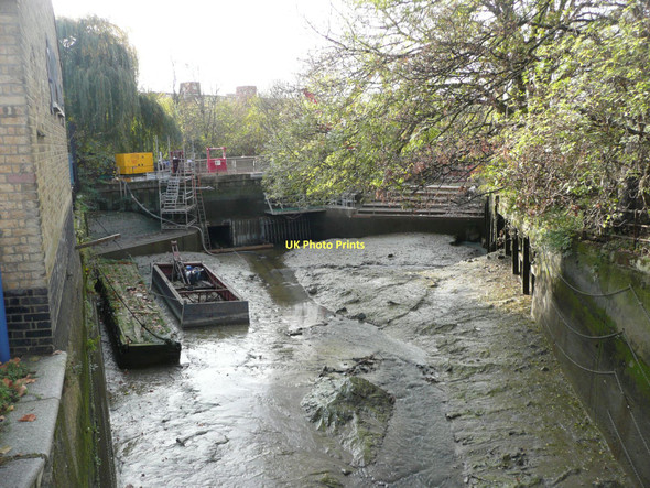 Photo 6"x4" Beverley Brook Barnes c2011