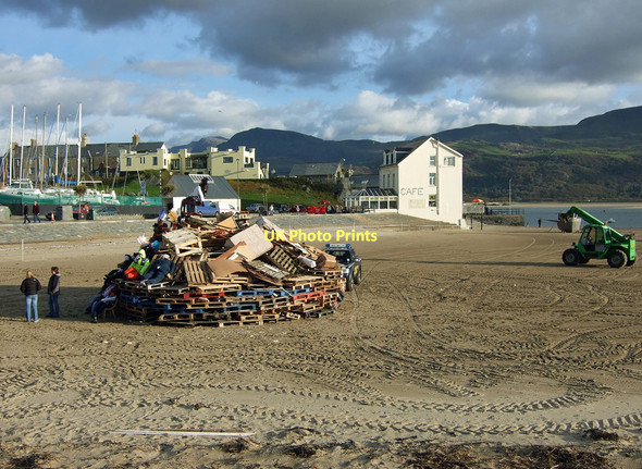 Photo 6"x4" Barmouth Bonfire Barmouth\/Abermaw c2011