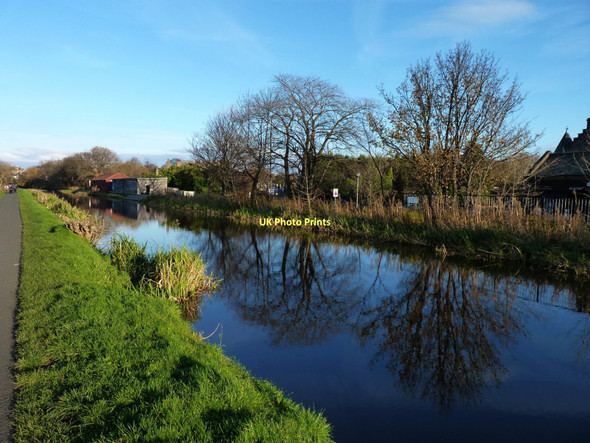 Photo 6"x4" Reflections in the canal Craiglockhart c2011