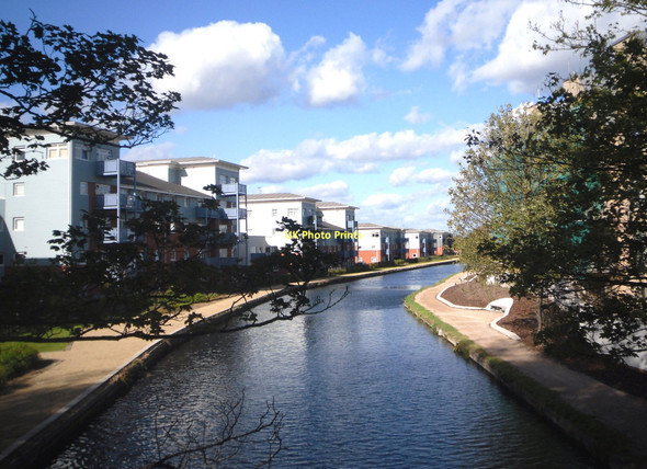 Photo 6"x4" Canalside Apartments Yiewsley c2011