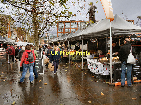 Photo 6"x4" Manchester Christmas Markets, Piccadilly Manchester c2011