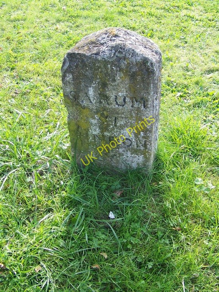 Photo 6"x4" Milestone, Barford St Martin Barford St Martin c2009