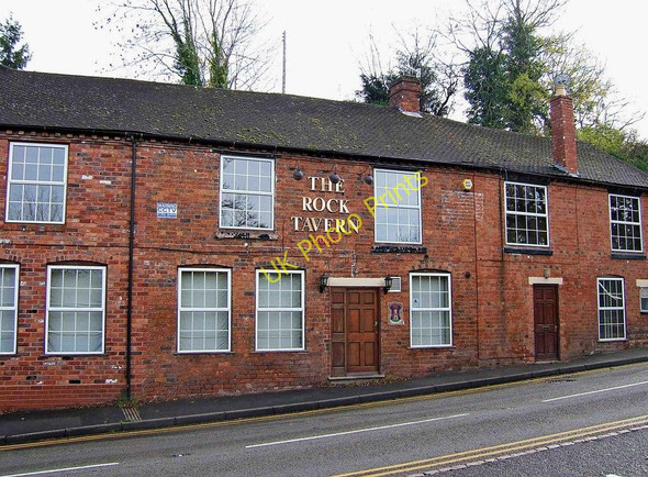 Photo 6"x4" The Rock Tavern (front view), 80 Wilden Lane, Stourport-on-Severn Stourport-on-Severn c2009