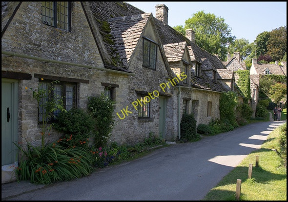 Photo 6"x4" Arlington Row Bibury c2007