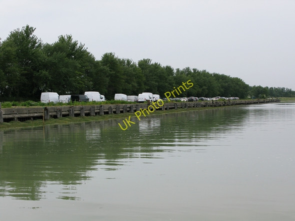 Photo 6"x4" Vehicles lined up on Richborough New Wharf Richborough Port c2009