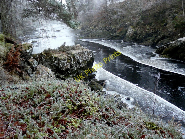 Photo 6"x4" River Cassley Rosehall\/NC4602 c2009