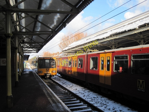 Photo 6"x4" Cullercoats Metro Station Whitley Bay c2010