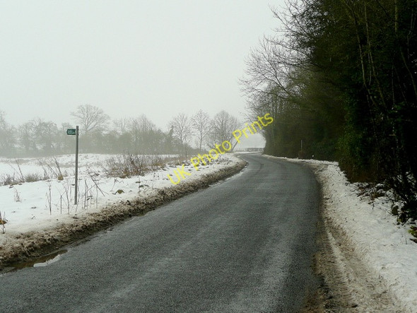 Photo 6"x4" B4216 to Taynton Anthony's Cross c2010