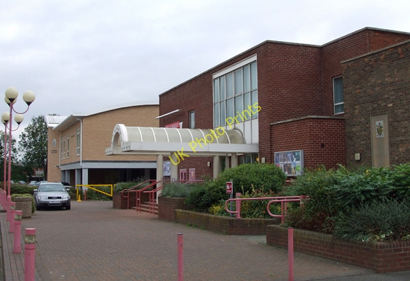 Photo 6"x4" The Plowright Theatre, Scunthorpe Scunthorpe c2007