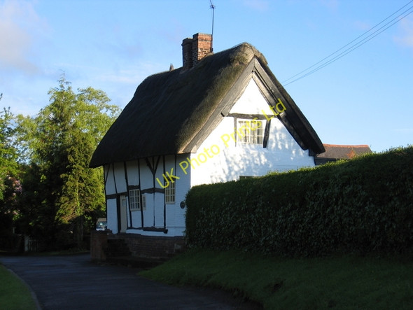 Photo 6"x4" Old thatched cottage, Cubbington Cubbington c2005